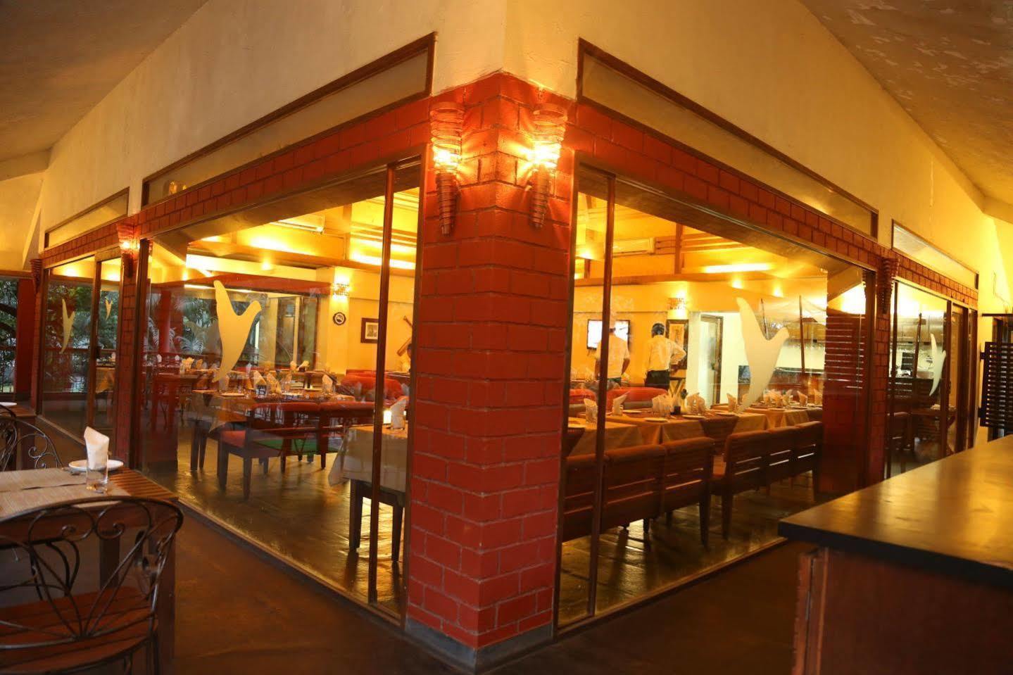 Hotel Outpost@Alibaug Alībāg Exteriér fotografie